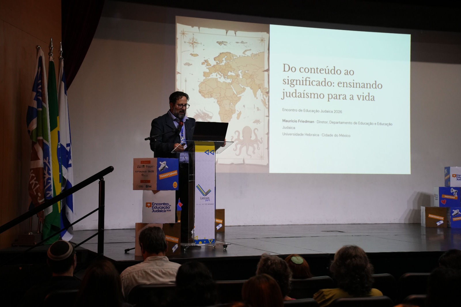 Photograph: Vitor Foto