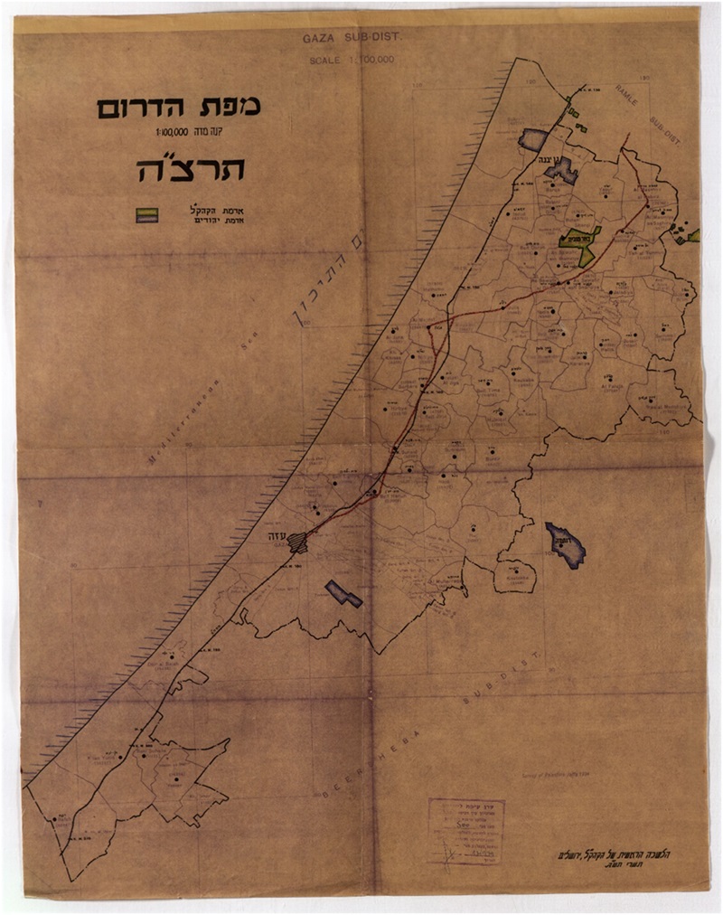 KL5M\500 עזה. נפת עזה. סימון מיקום הישובים הערביים שבנפה. ציון שם כל ישוב כולל ציון גודל שטחו. אבחנה בצבע בין אדמת יהודים ובין אדמת קק"ל. סימון שטח הישובים רוחמה, באר טוביה, גן יבנה. סימון תוואי מסילת הברזל. 1943. מתוך אוסף מפות קק"ל ההיסטוריות בארכיון הציוני המרכזי