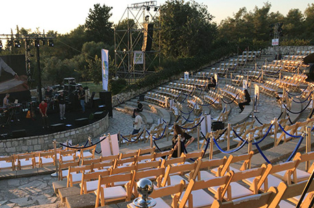 KKL-JNF Heichal, an amphitheatre adapted to the COVID-19 safety regulations

in the Ben Shemen Forest. (Photo: KKL-JNF employees)