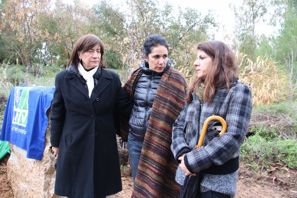 R-L: Rahel Sasportas, Avi's mother, Ruthie and Doris Sasportas, Avi's sisters. Photo: KKL-JNF