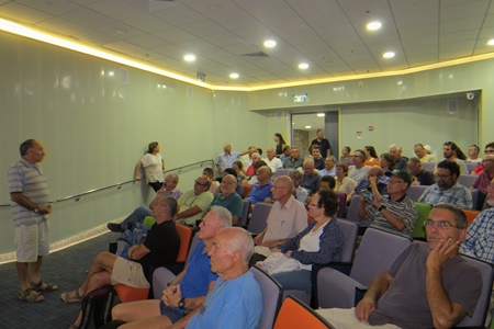 A conference in the recently-built Renewable Energy Research and Development Center near Yotvata. The auditorium is lit by sunlight. Photo by Yoav Devir