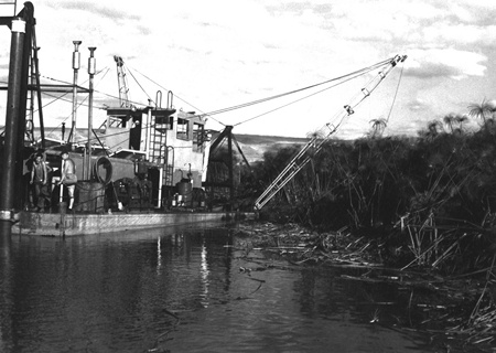 The draining of the Hula Valley, 1955. Photo: KKL-JNF Photo Archive

