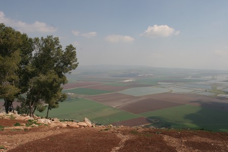A lookout from the Gilboa. Photo: Ilan Lorentzi, KKL-JNF Photo Archive