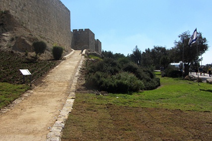 Jerusalem Builders Park around the Old City Walls. Photo: Tania Susskind