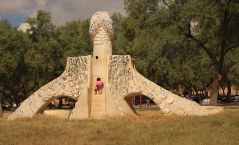 Photo: Yaakov Shkolnik